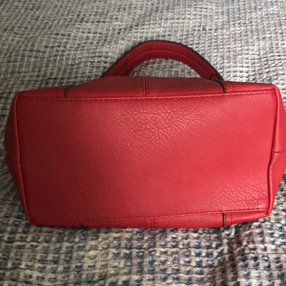 Red Handbag - Picture 7 of 7